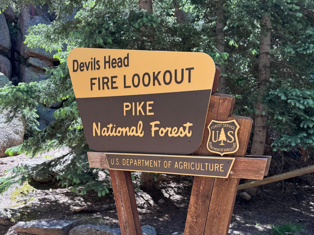 A Spring Hike to Devil’s Head Fire Lookout