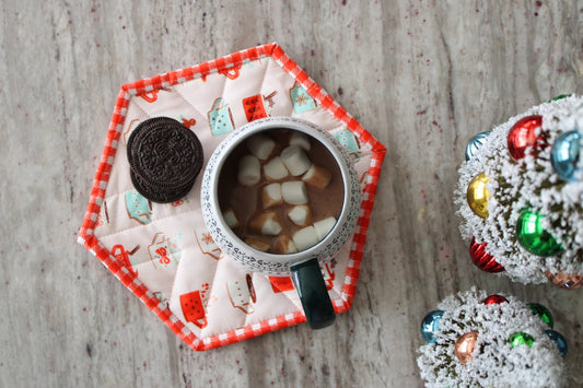 Hexagon Mug Rug Tutorial