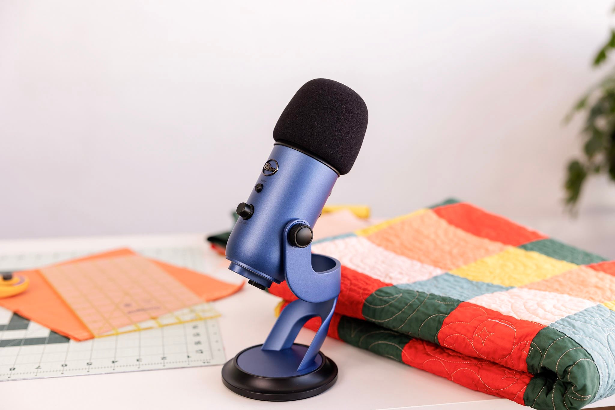 Load video: quilt scouts podcast trailer